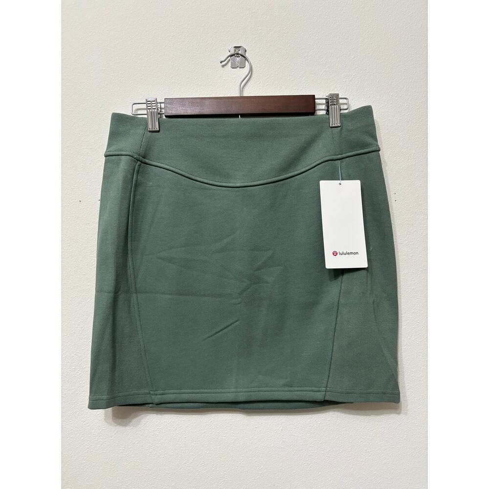 NWT Lululemon Scuba HR Mini Skirt Sz L MSRP $78 Gray Eucalyptus